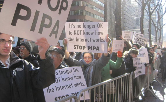 Мир против SOPA и PIPA